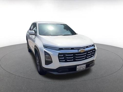 Summit White 2025 Chevrolet Equinox 1LT