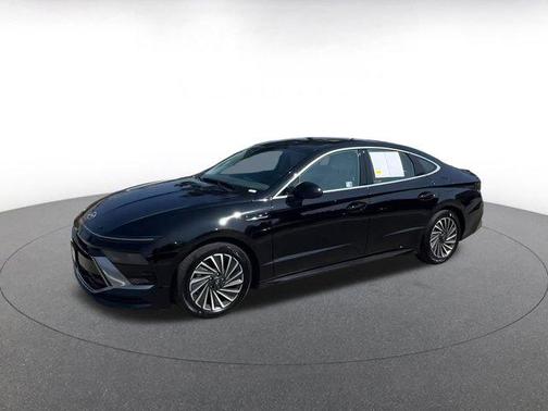 2025 Hyundai SONATA Hybrid SE