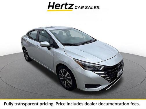 Brilliant Silver Metallic 2025 Nissan Versa 1.6 SV