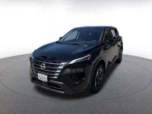 Super Black 2025 Nissan Rogue SV