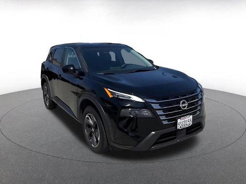 Super Black 2025 Nissan Rogue SV