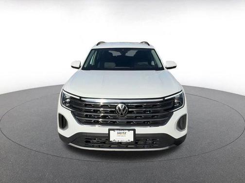 2025 Volkswagen Atlas 2.0T SE w/Technology 4MOTION