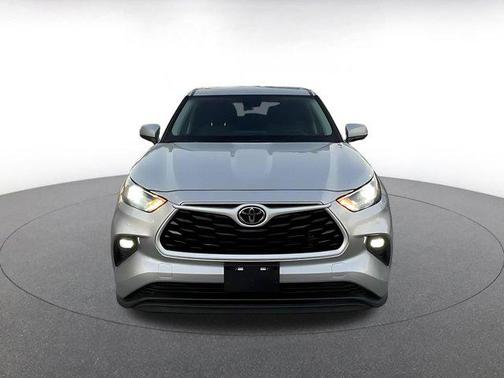 2025 Toyota Highlander LE