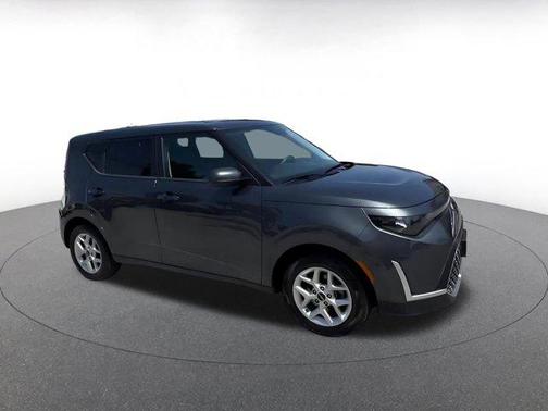 Gravity Gray 2025 Kia Soul LX