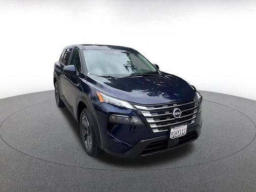 Deep Ocean Blue Pearl 2025 Nissan Rogue SV