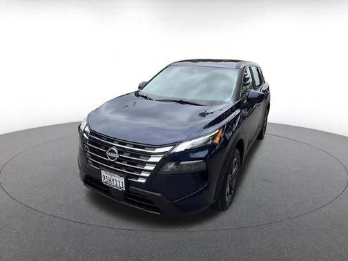 Deep Ocean Blue Pearl 2025 Nissan Rogue SV
