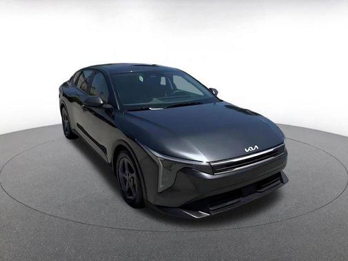Interstellar Gray 2025 Kia K4 LXS