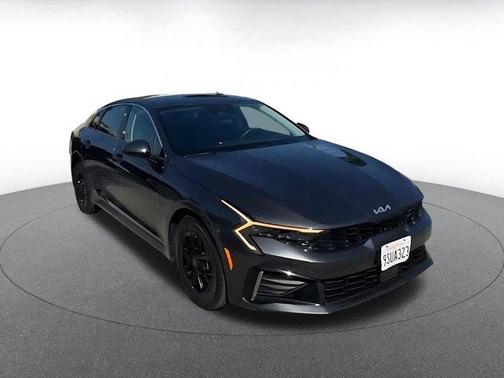 Interstellar Gray 2025 Kia K5 LXS