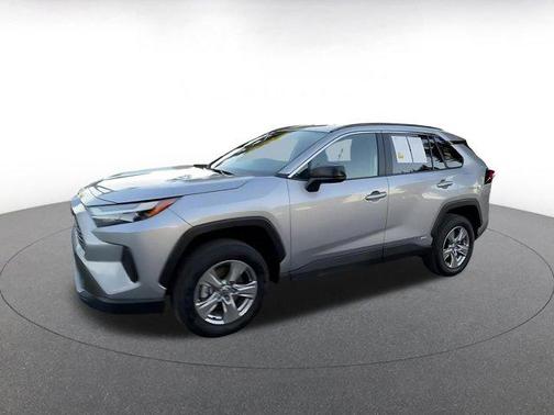 2025 Toyota RAV4 Hybrid LE