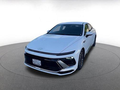 2025 Hyundai SONATA Hybrid SE