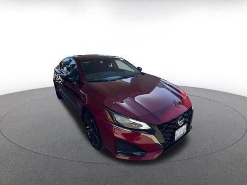 2024 Nissan Altima SR FWD