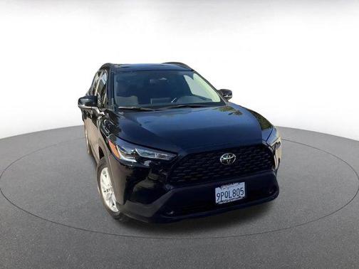 2025 Toyota Corolla Cross LE