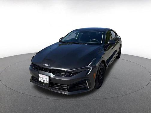2025 Kia K5 LXS