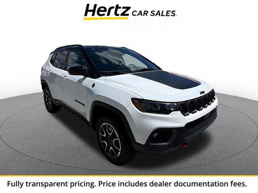Bright White Clearcoat 2025 Jeep Compass Trailhawk