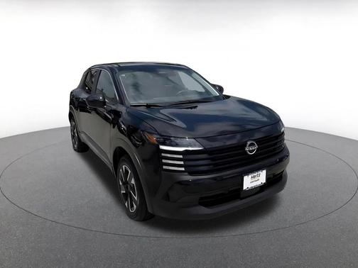 Super Black 2025 Nissan Kicks SV