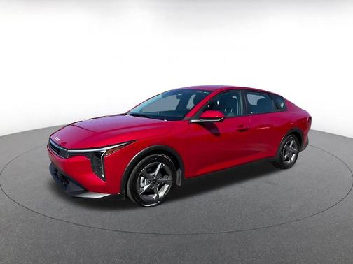 Currant Red 2025 Kia K4 LXS