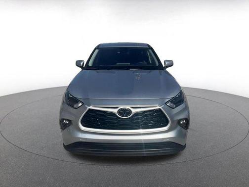 2025 Toyota Highlander LE