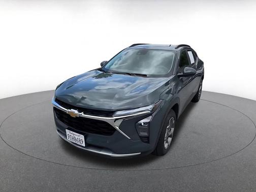 Cypress Gray 2025 Chevrolet Trax LT