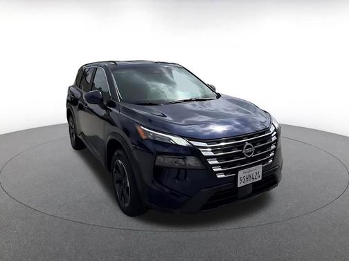 Deep Ocean Blue Pearl 2025 Nissan Rogue SV