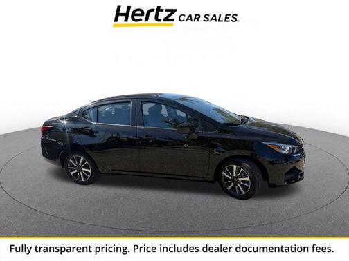 Super Black 2025 Nissan Versa 1.6 SV