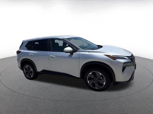Brilliant Silver Metallic 2025 Nissan Rogue SV