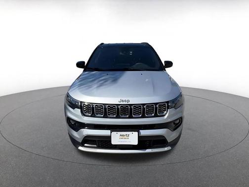 Silver Zynith Metallic Clearcoat 2025 Jeep Compass Limited