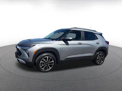 Sterling Gray Metallic 2025 Chevrolet Trailblazer LT