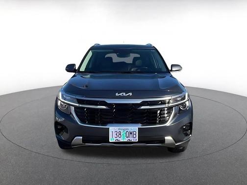Gravity Gray 2025 Kia Seltos S