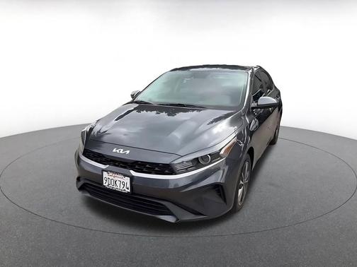 Gravity Gray 2023 Kia Forte LXS