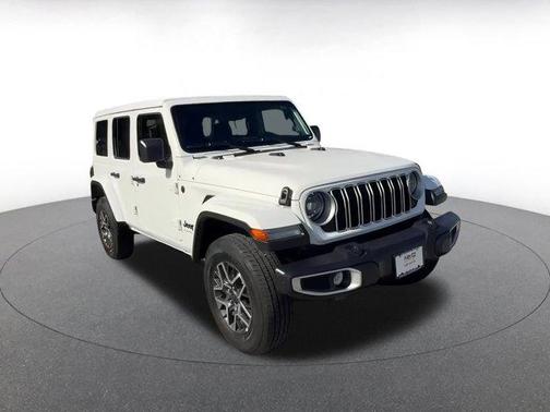2025 Jeep Wrangler 4-Door Sahara 4x4