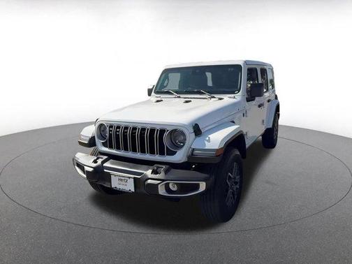 2025 Jeep Wrangler 4-Door Sahara 4x4
