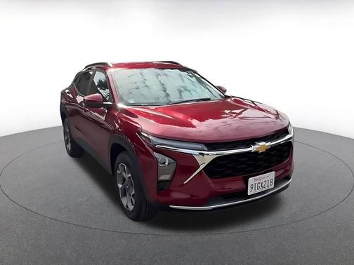 Crimson Metallic 2025 Chevrolet Trax LT