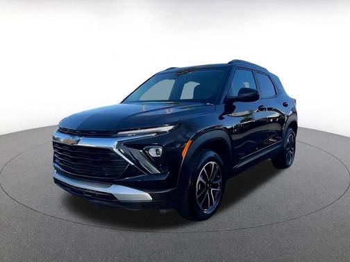 Mosaic Black Metallic 2025 Chevrolet Trailblazer LT