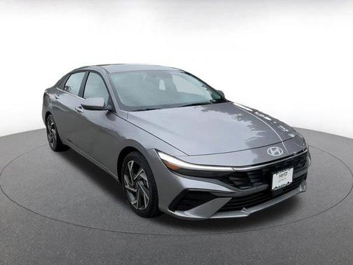 2025 Hyundai ELANTRA HEV Limited