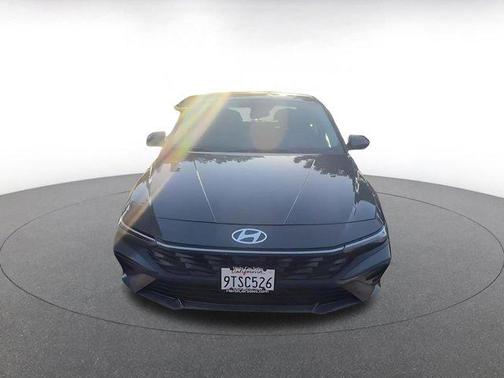 2025 Hyundai ELANTRA SEL