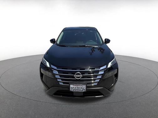 Super Black 2025 Nissan Rogue SV