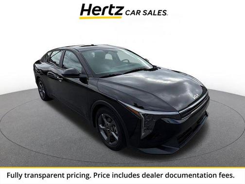 Aurora Black Pearl 2025 Kia K4 LXS