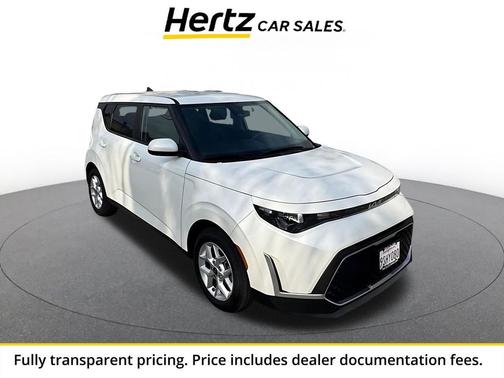 Snow White Pearl 2025 Kia Soul LX