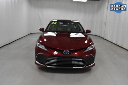 2022 Toyota Camry Hybrid XLE