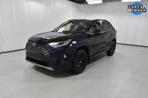 2020 Toyota RAV4 Hybrid SE
