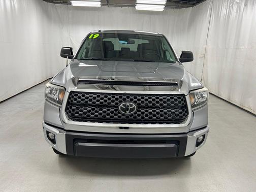 Silver Sky Metallic 2019 Toyota Tundra SR5