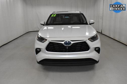 2022 Toyota Highlander Hybrid XLE