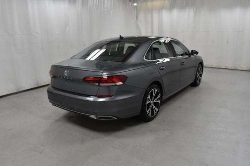 2020 Volkswagen Passat 2.0T SE