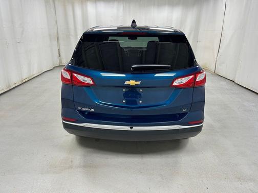 Pacific Blue Metallic 2021 Chevrolet Equinox 1LT