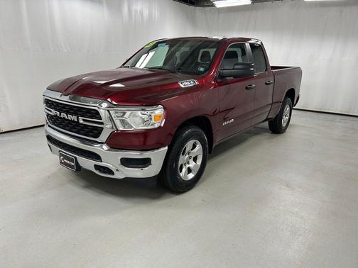 Delmonico Red Pearlcoat 2023 RAM 1500 Big Horn/Lone Star