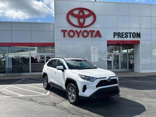 2025 Toyota RAV4 XLE