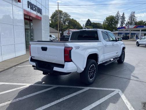 2025 Toyota Tacoma TRD Sport