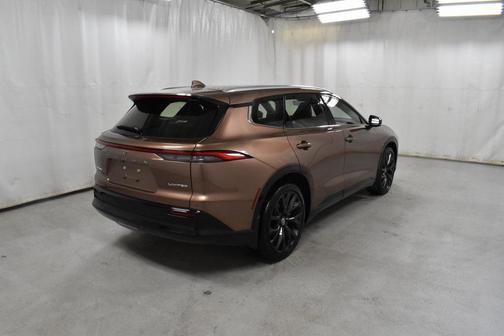 2025 Toyota Crown Signia Limited