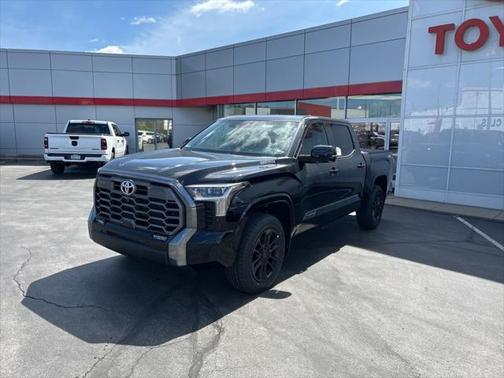 2025 Toyota Tundra Hybrid Platinum