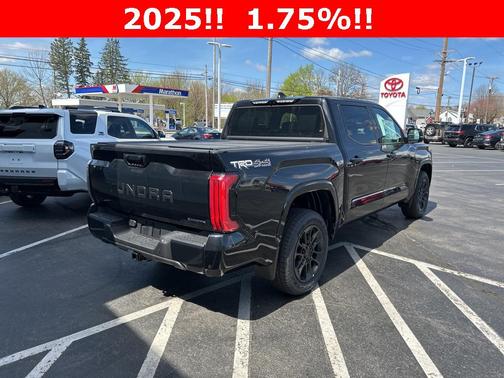 2025 Toyota Tundra Hybrid Platinum